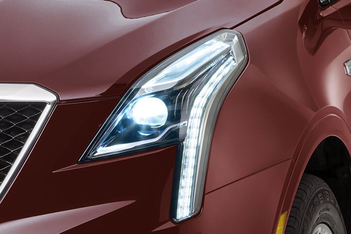 Faros con función cornering para enfocar tu camino con mayor seguridad